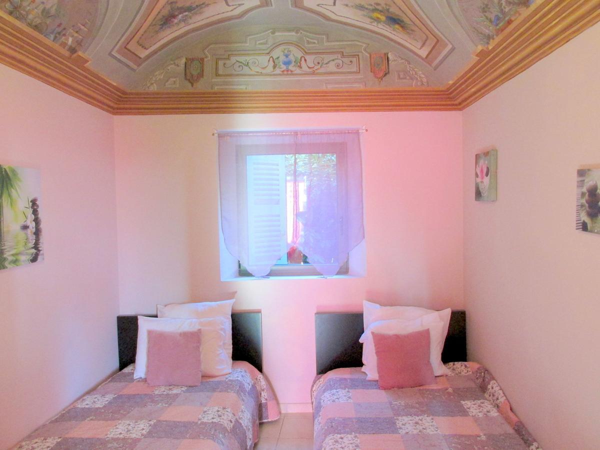 Chambre D'Hotes Serenita Di Giacometti 尼斯 外观 照片