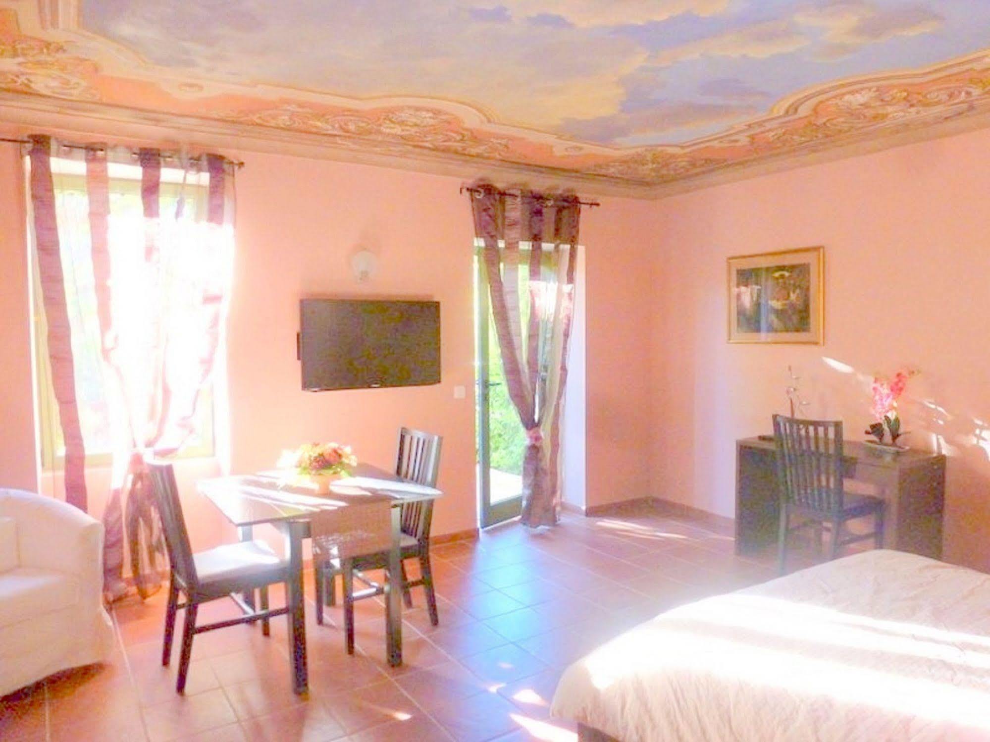 Chambre D'Hotes Serenita Di Giacometti 尼斯 外观 照片